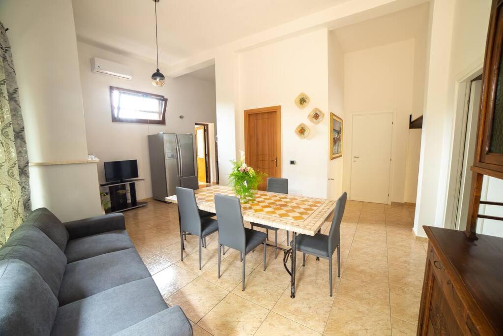Casa Di Betty Βίλα Càbras Εξωτερικό φωτογραφία